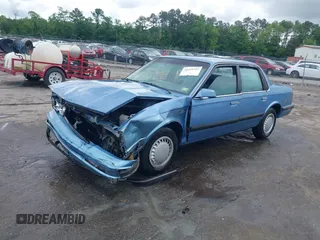 1989 Oldsmobile Cutlass Ciera z VIN 1G3AJ51W9KG311048, wystawiony jako IAAI lot #42259713 z przebiegiem 73 178 mil mil oraz . Historia ofert i sprzedaży dostępna na DreamBid. Obrazek 2.