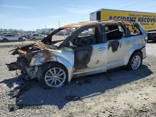2014 Dodge Journey SXT z VIN 3C4PDDBG3ET178595, wystawiony jako Copart lot #56893275 z przebiegiem Nie podano mil oraz Szkoda całkowita • Salvage title. Historia ofert i sprzedaży dostępna na DreamBid. Obrazek 1.