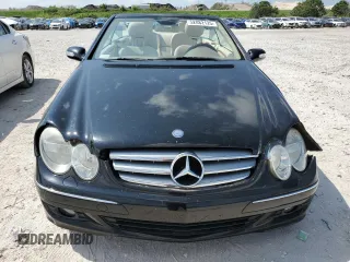 2008 Mercedes-Benz CLK 350 с VIN WDBTK56F18F244120, выставлен на аукционе Copart как лот 52082125 с пробегом 50 101 миль миль и На запчасти • Non repairable. История ставок и продаж доступна на DreamBid. Изображение 5.