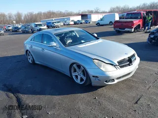 2006 Mercedes-Benz CLS-Class with VIN WDDDJ75X86A016355, listed as a IAAI auction lot 41525042 with 175,851 mi miles. Bid and sale history available at carsss.com. Image 1.