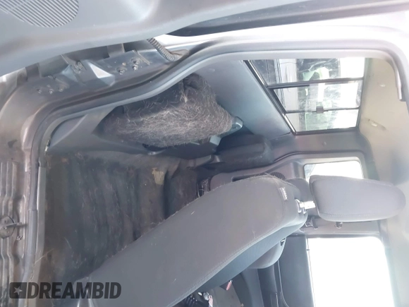 2011 Ford Ranger XLT with VIN 1FTKR4EE7BPB22472, listed as a IAAI auction lot 41795980 with Not Provided miles. Bid and sale history available at carsss.com. Image 8.