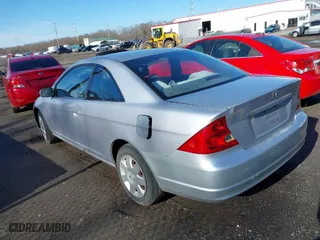 2001 Honda Civic EX with VIN 1HGEM22951L091074, listed as a IAAI auction lot 41869672 with 227,448 mi miles. Bid and sale history available at carsss.com. Image 3.