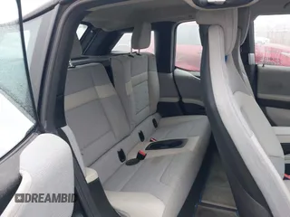 2014 BMW i3 с VIN WBY1Z4C51EV274325, выставлен на аукционе IAAI как лот 42412745 с пробегом 65 641 миль миль и . История ставок и продаж доступна на DreamBid. Изображение 8.