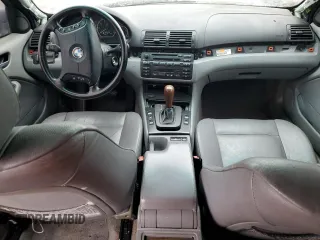 2001 BMW 3 Series 325i with VIN WBAAV33421FU96176, listed as a Copart auction lot 43962145 with 0 mi miles and Non Repairable. Bid and sale history available at carsss.com. Image 8.