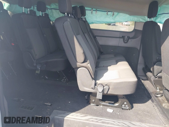 2024 Ford Transit Passenger XL z VIN 1FBAX2YGXRKA28228, wystawiony jako IAAI lot #41557793 z przebiegiem 32 264 mil mil oraz . Historia ofert i sprzedaży dostępna na DreamBid. Obrazek 8.
