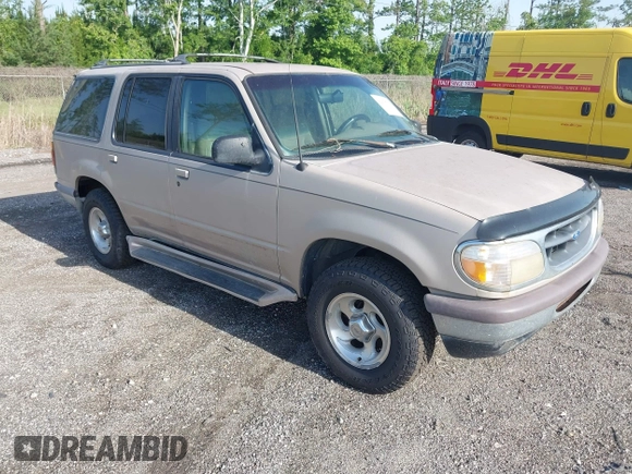 1997 Ford Explorer Eddie Bauer z VIN 1FMDU32X8VZC30353, wystawiony jako IAAI lot #42259734 z przebiegiem 249 106 mil mil oraz . Historia ofert i sprzedaży dostępna na DreamBid. Obrazek 1.