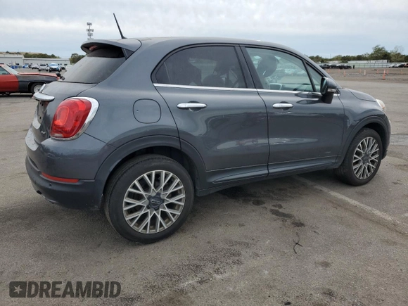 2017 FIAT 500X Lounge z VIN ZFBCFYDB9HP624651, wystawiony jako Copart lot #73388714 z przebiegiem 70 597 mil mil oraz Szkoda całkowita • Salvage title. Historia ofert i sprzedaży dostępna na DreamBid. Obrazek 3.