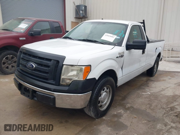 2012 Ford F-150 XL with VIN 1FTMF1CM0CKD89431, listed as a IAAI auction lot 41843682 with 217,032 mi miles. Bid and sale history available at carsss.com. Image 17.