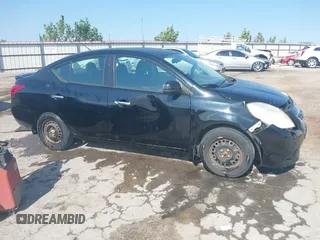 2014 Nissan Versa SV with VIN 3N1CN7AP2EL836604, listed as a IAAI auction lot 40574887 with 105,057 mi miles. Bid and sale history available at carsss.com. Image 13.