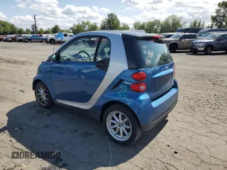2009 Smart fortwo Pure z VIN WMEEJ31X09K252835, wystawiony jako Copart lot #69117994 z przebiegiem 15 697 mil mil oraz Szkoda całkowita • Salvage title. Historia ofert i sprzedaży dostępna na DreamBid. Obrazek 2.