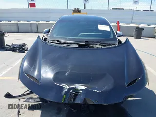 2023 Lucid Air Grand Touring z VIN 50EA1GBA0PA004565, wystawiony jako IAAI lot #41913843 z przebiegiem 25 468 mil mil oraz . Historia ofert i sprzedaży dostępna na DreamBid. Obrazek 13.