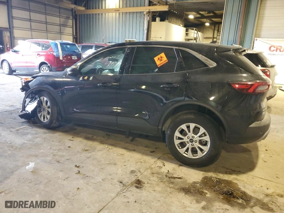 2024 Ford Escape Active with VIN 1FMCU9GN6RUB01682, listed as a Copart auction lot 46176405 with 6,879 mi miles and Salvage Title. Bid and sale history available at carsss.com. Image 2.