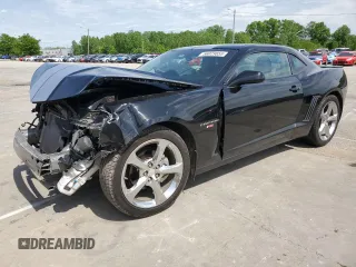 2015 Chevrolet Camaro LT z VIN 2G1FF1E37F9154200, wystawiony jako Copart lot #56029855 z przebiegiem 32 667 mil mil oraz Szkoda całkowita • Salvage title. Historia ofert i sprzedaży dostępna na DreamBid. Obrazek 1.