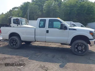 2011 Ford F-350 z VIN 1FT7X3B61BEB42800, wystawiony jako IAAI lot #42442261 z przebiegiem 180 320 mil mil oraz . Historia ofert i sprzedaży dostępna na DreamBid. Obrazek 13.