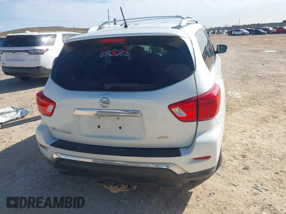 2017 Nissan Pathfinder Platinum with VIN 5N1DR2MM7HC673860, listed as a IAAI auction lot 41316250 with 124,117 mi miles and . Bid and sale history available at DreamBid. Image 17.