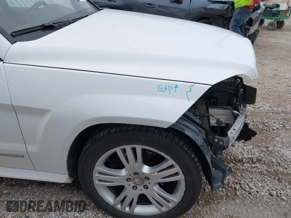 2014 Mercedes-Benz GLK 350 with VIN WDCGG8JB5EG318844, listed as a IAAI auction lot 41893624 with 141,320 mi miles and . Bid and sale history available at DreamBid. Image 19.