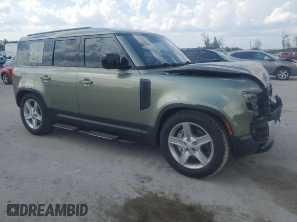 2020 Land Rover Defender SE with VIN SALEP7EU5L2019473, listed as a Copart auction lot 67521544 with 45,490 mi miles and Salvage title. Bid and sale history available at DreamBid. Image 4.