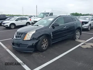 2010 Cadillac SRX Luxury Collection z VIN 3GYFNDEY1AS642703, wystawiony jako IAAI lot #42078160 z przebiegiem 172 168 mil mil oraz . Historia ofert i sprzedaży dostępna na DreamBid. Obrazek 2.