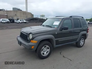 2006 Jeep Liberty Sport z VIN 1J4GL48K86W287185, wystawiony jako IAAI lot #42354916 z przebiegiem 164 290 mil mil oraz . Historia ofert i sprzedaży dostępna na DreamBid. Obrazek 2.