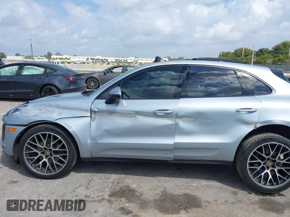 2019 Porsche Macan with VIN WP1AA2A51KLB02169, listed as a IAAI auction lot 41722760 with 66,238 mi miles and . Bid and sale history available at DreamBid. Image 6.