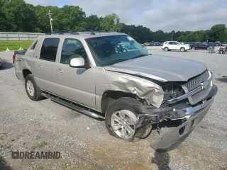 2005 Chevrolet Avalanche Z71 with VIN 3GNEK12Z75G229433, listed as a Copart auction lot 61135565 with 157,657 mi miles and Salvage title. Bid and sale history available at DreamBid. Image 4.