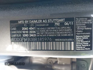 2011 Mercedes-Benz C-Class C 300 Sport with VIN WDDGF5EB3BR185976, listed as a IAAI auction lot 41729498 with 123,619 mi miles. Bid and sale history available at carsss.com. Image 9.