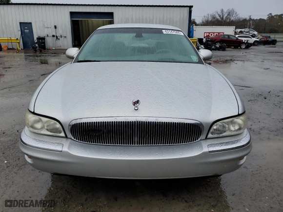 2001 Buick Park Avenue with VIN 1G4CW54K814172366, listed as a Copart auction lot 43147505 with 0 miles and Salvage Title. Bid and sale history available at carsss.com. Image 5.