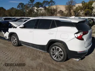 2020 GMC Terrain SLT with VIN 3GKALPEX1LL216929, listed as a Copart auction lot 48535825 with 43,449 mi miles and Salvage Title. Bid and sale history available at carsss.com. Image 2.