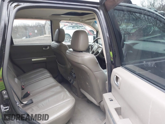 2011 Mitsubishi Endeavor SE z VIN 4A4JN3AS3BE018255, wystawiony jako IAAI lot #41944840 z przebiegiem 181 999 mil mil oraz . Historia ofert i sprzedaży dostępna na DreamBid. Obrazek 8.