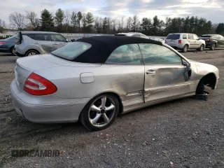 2005 Mercedes-Benz CLK 3.2L with VIN WDBTK65J35F121250, listed as a Copart auction lot 87379094 with 109,162 mi miles and Salvage Title. Bid and sale history available at carsss.com. Image 3.