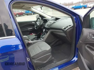 2013 Ford Escape SE z VIN 1FMCU9GX5DUD35239, wystawiony jako IAAI lot #41677245 z przebiegiem Nie podano mil oraz . Historia ofert i sprzedaży dostępna na DreamBid. Obrazek 5.