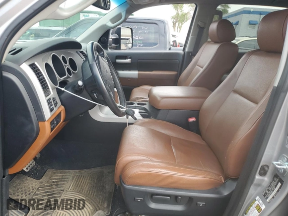 2007 Toyota Tundra Limited z VIN 5TBDV58137S470942, wystawiony jako Copart lot #55490015 z przebiegiem 177 400 mil mil oraz Szkoda całkowita • Salvage title. Historia ofert i sprzedaży dostępna na DreamBid. Obrazek 7.