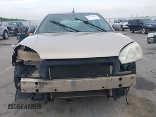 2004 Chevrolet Malibu Maxx LT z VIN 1G1ZU64854F201810, wystawiony jako IAAI lot #42169195 z przebiegiem 123 746 mil mil oraz . Historia ofert i sprzedaży dostępna na DreamBid. Obrazek 6.