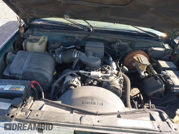 1997 Chevrolet Silverado 1500 with VIN 2GCEK19R5V1186749, listed as a IAAI auction lot 41738002 with 235,184 mi miles and . Bid and sale history available at DreamBid. Image 10.