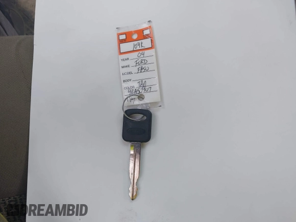 2004 Ford F-250 XL с VIN 1FTNX21L34EA50907, выставлен на аукционе IAAI как лот 42401809 с пробегом 104 902 миль миль и . История ставок и продаж доступна на DreamBid. Изображение 11.