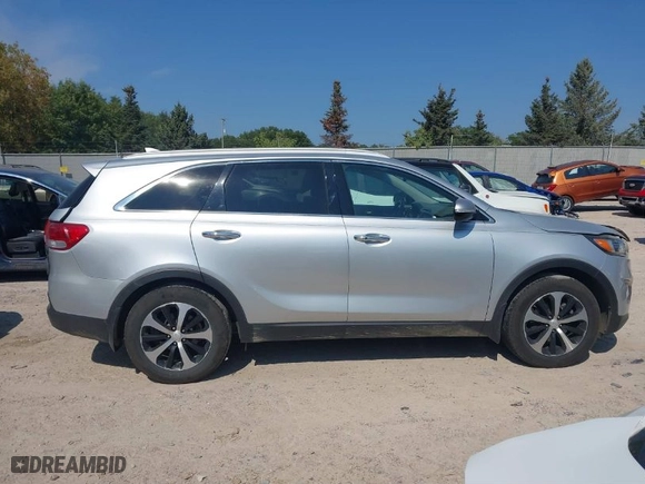 2016 Kia Sorento EX with VIN 5XYPH4A58GG111750, listed as a IAAI auction lot 40354180 with 138,238 mi miles. Bid and sale history available at carsss.com. Image 13.