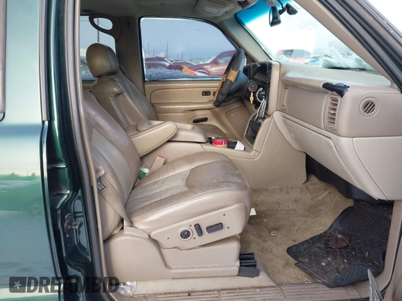 2003 Chevrolet Suburban LT z VIN 3GNFK16Z63G166885, wystawiony jako IAAI lot #41150771 z przebiegiem 290 630 mil mil oraz . Historia ofert i sprzedaży dostępna na DreamBid. Obrazek 5.