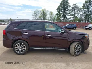 2015 Kia Sorento SX Limited with VIN 5XYKW4A72FG555027, listed as a IAAI auction lot 41884409 with 107,070 mi miles. Bid and sale history available at carsss.com. Image 13.