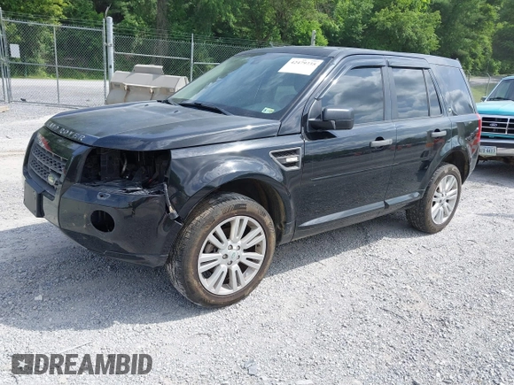 2009 Land Rover LR2 HSE z VIN SALFT24NX9H114856, wystawiony jako IAAI lot #42479735 z przebiegiem 178 587 mil mil oraz . Historia ofert i sprzedaży dostępna na DreamBid. Obrazek 2.