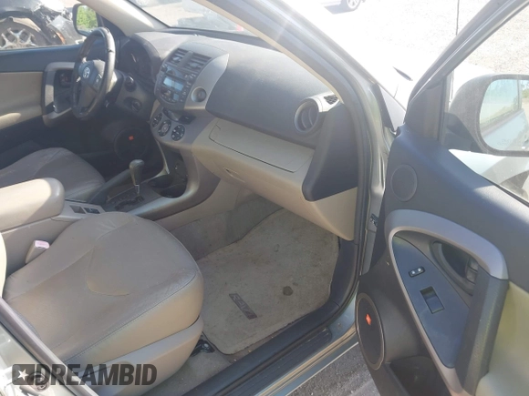 2008 Toyota RAV4 Ltd with VIN JTMZK31V386012553, listed as a IAAI auction lot 42045642 with 206,102 mi miles. Bid and sale history available at carsss.com. Image 5.