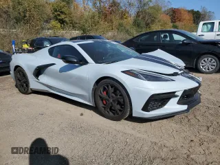 2021 Chevrolet Corvette 2LT with VIN 1G1YB2D48M5119342, listed as a Copart auction lot 76086734 with 4,198 mi miles and Clean Title. Bid and sale history available at carsss.com. Image 4.