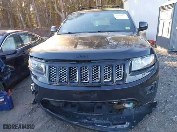 2015 Jeep Grand Cherokee Altitude with VIN 1C4RJFAG6FC796571, listed as a IAAI auction lot 41258471 with 104,049 mi miles. Bid and sale history available at carsss.com. Image 12.