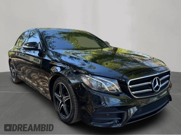 2018 Mercedes-Benz E with VIN WDDZF4KB1JA363906, listed as a Copart auction lot 55195515 with 141,675 mi miles and Clean Title. Bid and sale history available at carsss.com. Image 1.