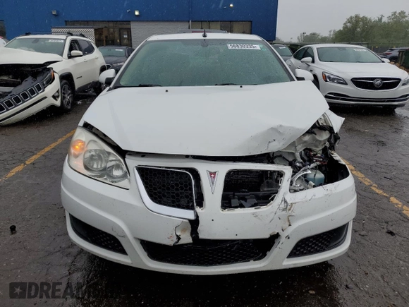 2010 Pontiac G6 1SB z VIN 1G2ZA5E08A4160068, wystawiony jako Copart lot #56830335 z przebiegiem 135 067 mil mil oraz Czysty tytuł • Clean title. Historia ofert i sprzedaży dostępna na DreamBid. Obrazek 5.