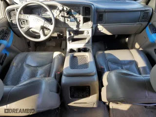 2004 Chevrolet Tahoe LT with VIN 1GNEK13T64J192494, listed as a Copart auction lot 46248415 with 261,039 mi miles and Salvage Title. Bid and sale history available at carsss.com. Image 8.