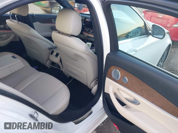 2021 Mercedes-Benz E 350 with VIN W1KZF8DB2MA918984, listed as a IAAI auction lot 41755143 with 69,668 mi miles and . Bid and sale history available at DreamBid. Image 8.