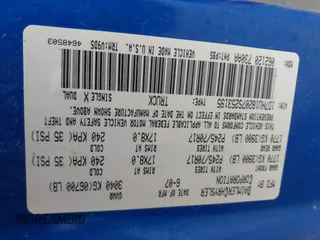2007 Dodge 1500 SLT with VIN 1D7HU18207S253195, listed as a IAAI auction lot 42115150 with 113,111 mi miles. Bid and sale history available at carsss.com. Image 9.