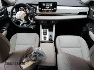 2024 Mitsubishi Outlander SEL z VIN JA4J4WA8XRZ024731, wystawiony jako Copart lot #50208525 z przebiegiem 11 843 mil mil oraz Szkoda całkowita • Salvage title. Historia ofert i sprzedaży dostępna na DreamBid. Obrazek 8.