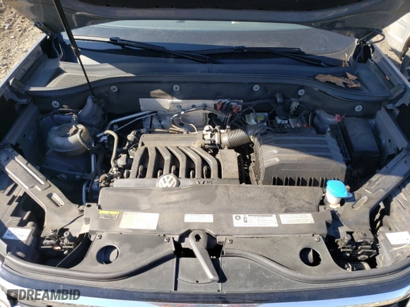 2020 Volkswagen Atlas Cross Sport 3.6L V6 SEL R-Line with VIN 1V2RE2CA2LC226065, listed as a Copart auction lot 42073824 with 70,110 mi miles. Bid and sale history available at carsss.com. Image 12.