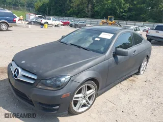 2013 Mercedes-Benz C-Class C 250 with VIN WDDGJ4HBXDG026200, listed as a IAAI auction lot 40032867 with 132,968 mi miles. Bid and sale history available at carsss.com. Image 2.